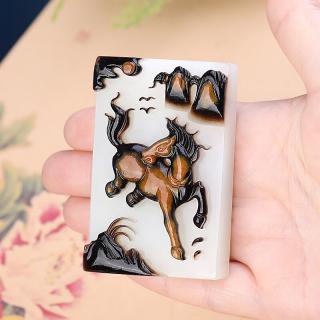 昆仑御新疆和田玉黑皮马到成功玉牌大师工艺俏色巧雕男女款玉石挂件带